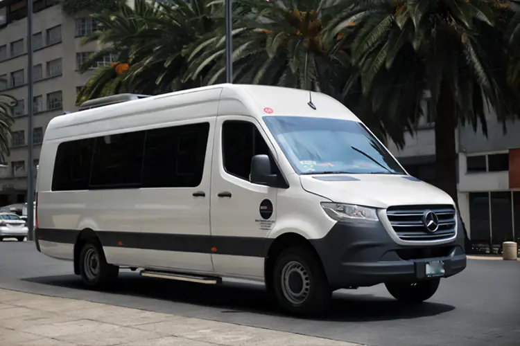 Flota Mobilux Mercedes Benz Sprinter renta en CDMX